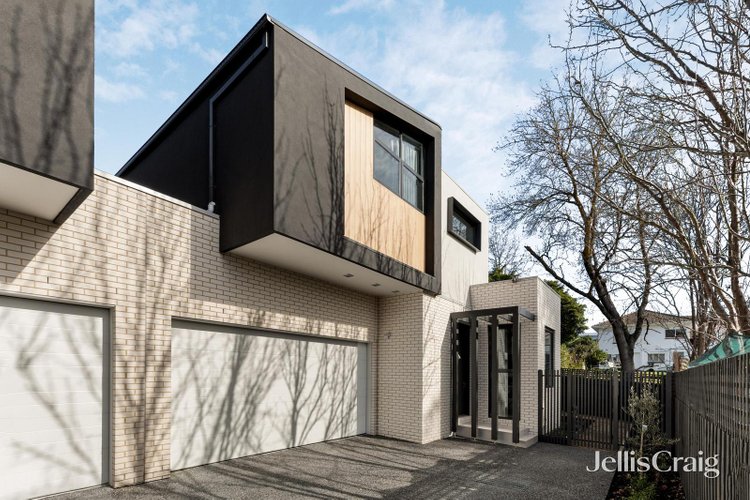 3 32 Relowe Crescent Balwyn 3103
