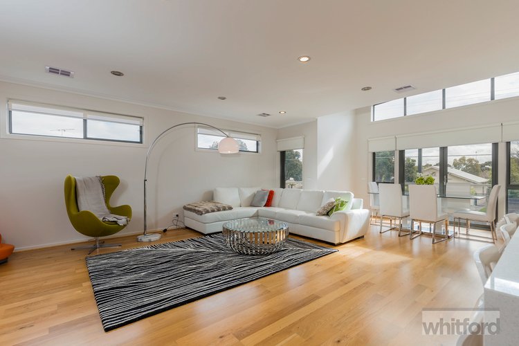 3/325 Autumn Street, Newtown