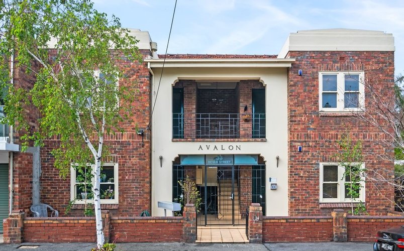 3/33 Bevan Street Albert Park 3206