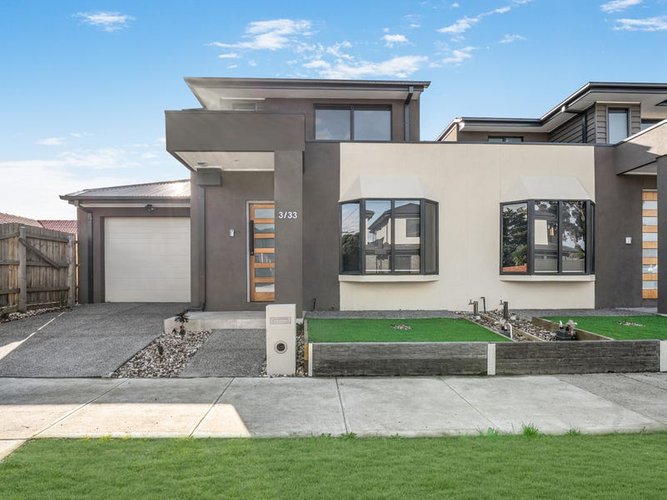 3 33 Spurr Street Craigieburn 3064