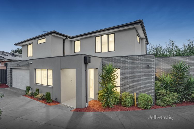3 4 Bella Court Doncaster East 3109