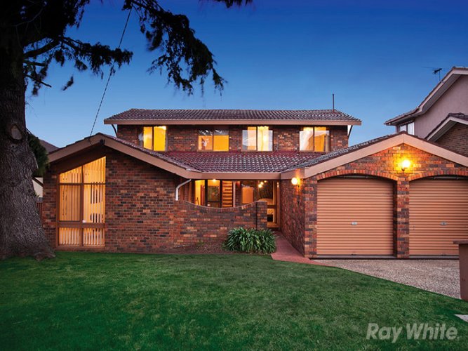 34 Brazilia Drive Glen Waverley 3150