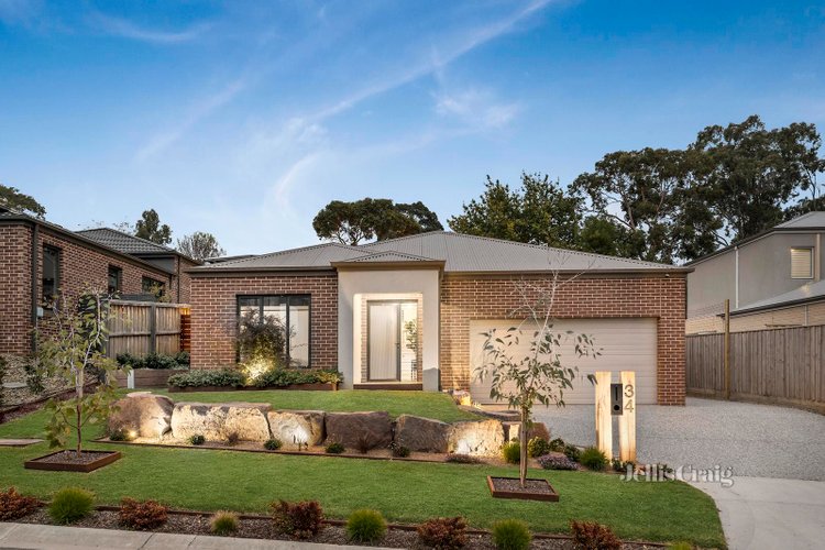 34 Camden Drive Chirnside Park 3116