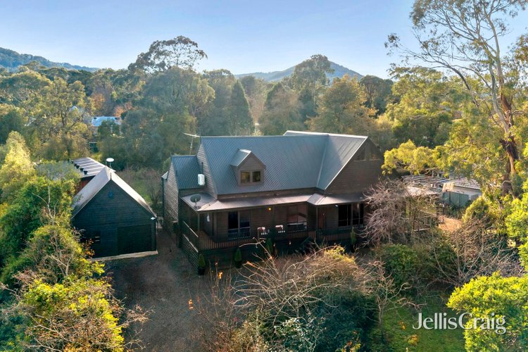 34 Ferrier Street Mount Macedon 3441