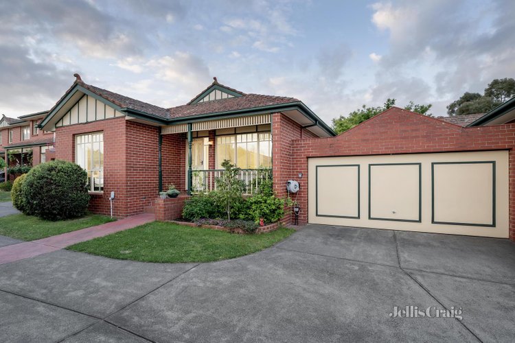 3 4 Florence Road Surrey Hills 3127