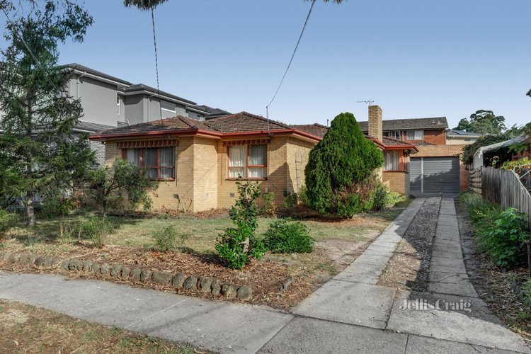 34 Garrisson Drive Glen Waverley 3150