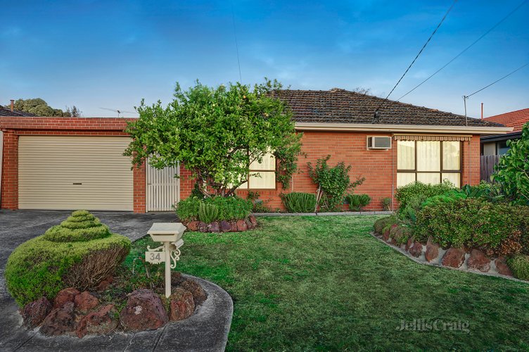 34 Gyton Avenue Glen Waverley 3150