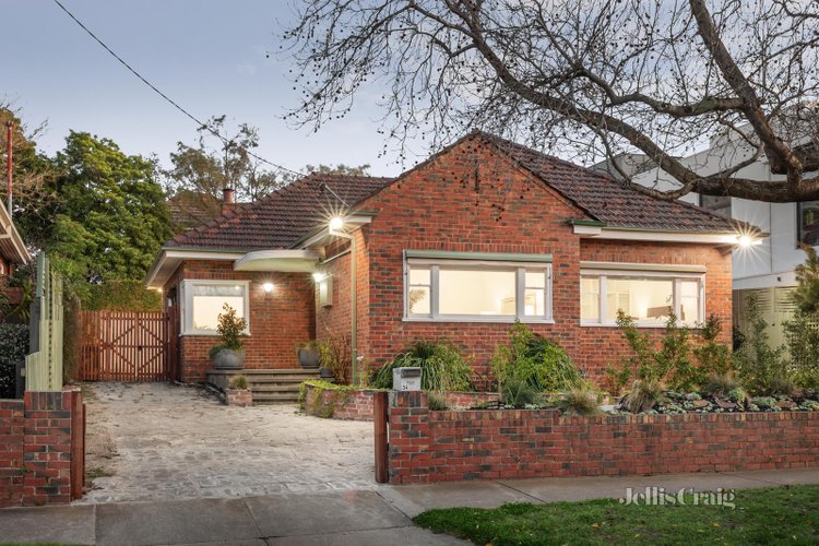 34 Leura Grove Hawthorn East 3123