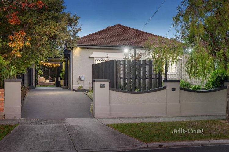 34 Lysbeth Street Mckinnon 3204