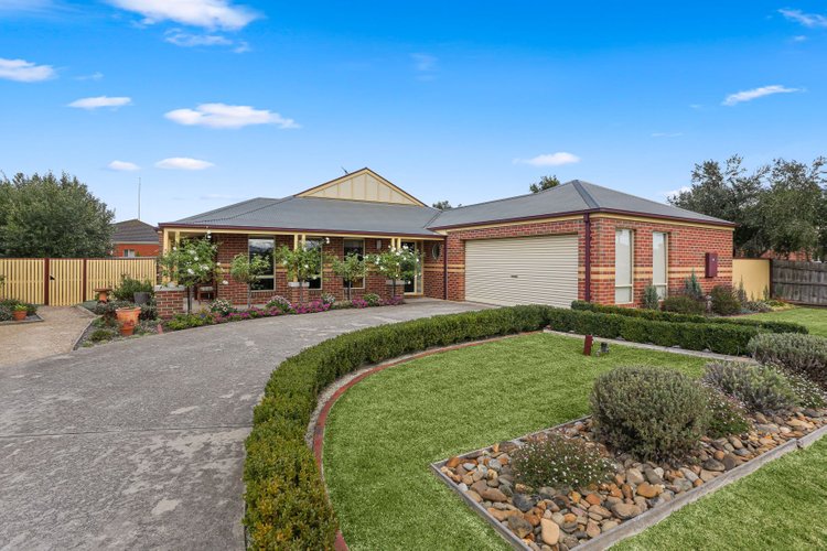 34 Mayfield Crescent St Albans Park 3219