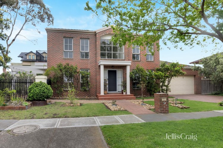 34 McGuire Crescent Williamstown 3016