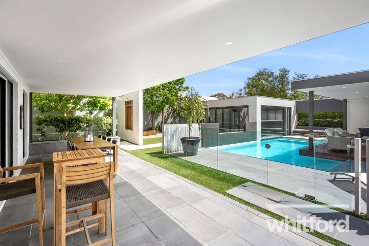 34 Mercer Parade, Newtown