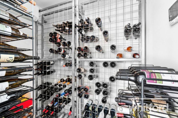 34 Mercer Parade, Newtown