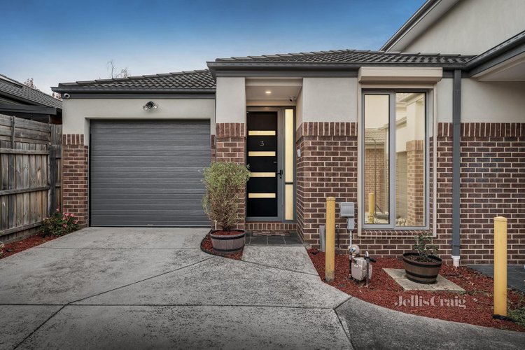 3 4 Milne Street Mitcham 3132