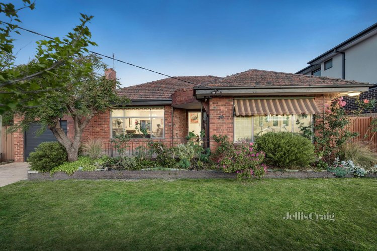 34 Railway Crescent Bentleigh 3204
