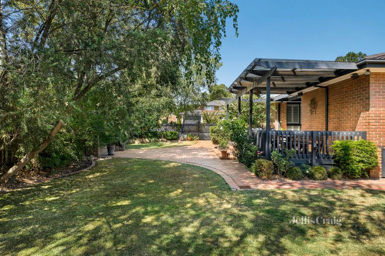 34 Summerhill Park Drive Mooroolbark 3138