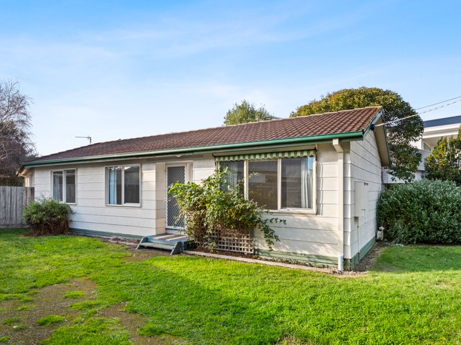 34 Thorn Street Barwon Heads 3227