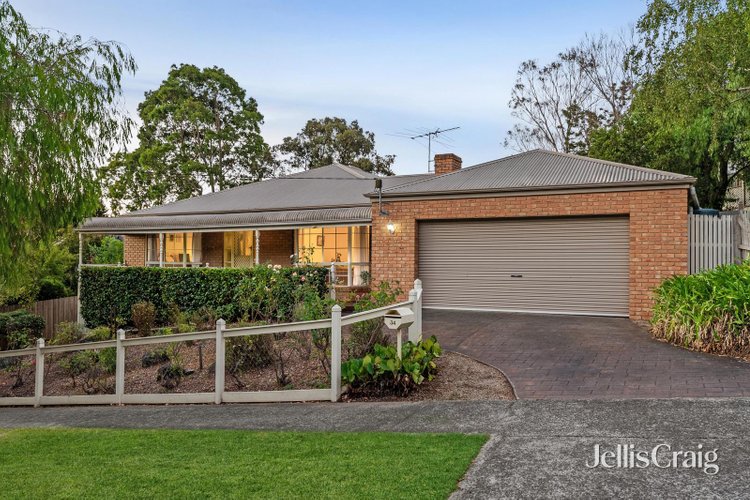 34 Wellington Park Drive Warranwood 3134
