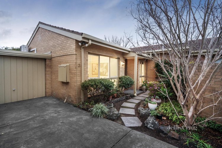 3 4 Wynyeh Street Malvern East 3145