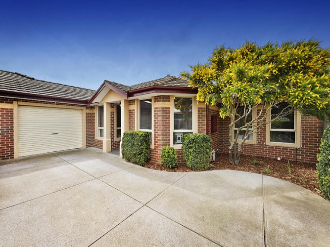 3 40 Bradley Street Newport 3015
