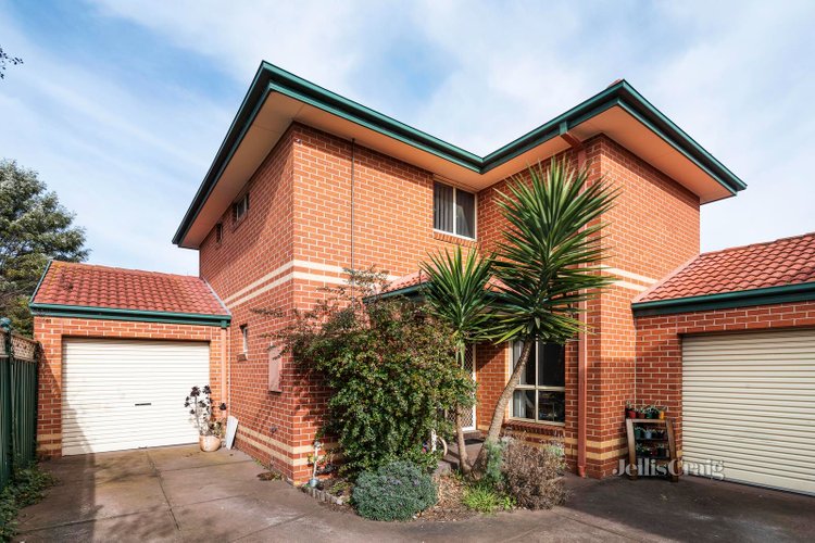 3 403 Gaffney Street Pascoe Vale 3044