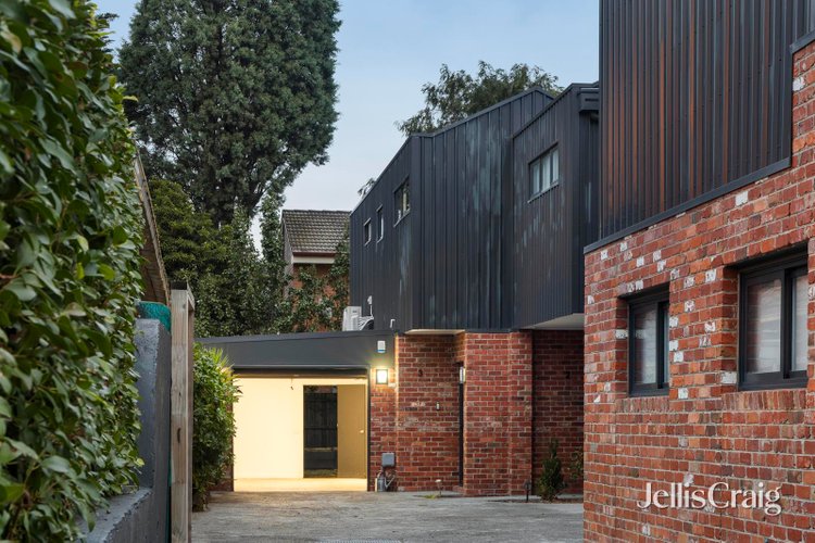 3 45 Boundary Road Coburg North 3058