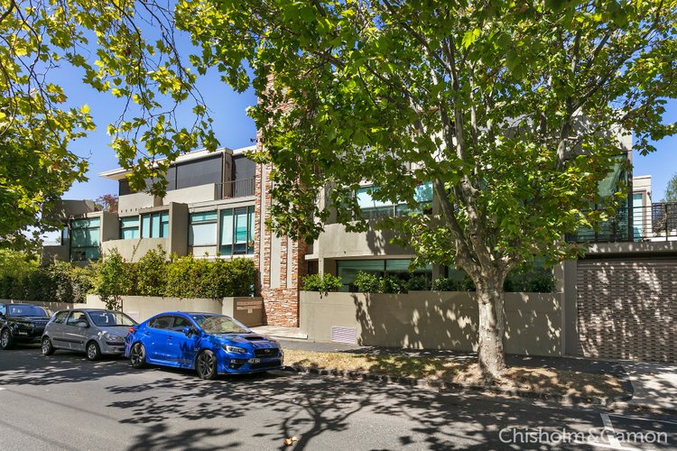 3 48 Ormond Road Elwood 3184