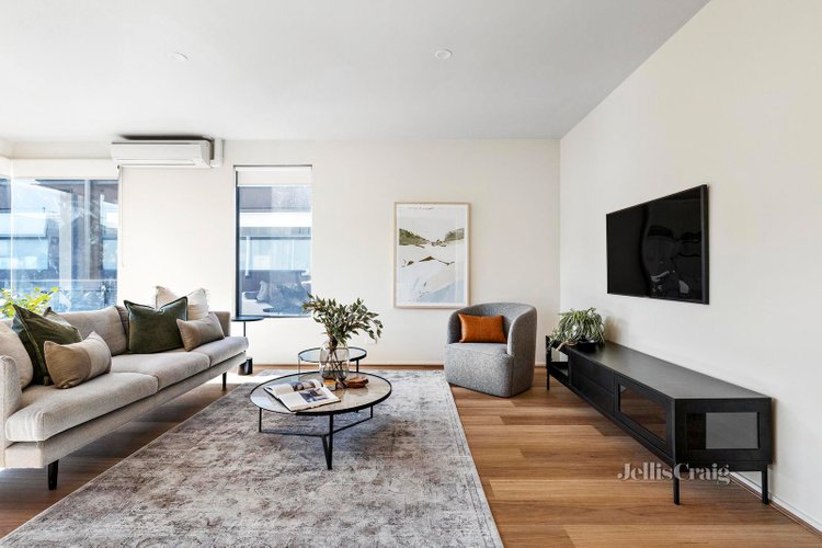 34 86 Queens Parade Fitzroy North 3068