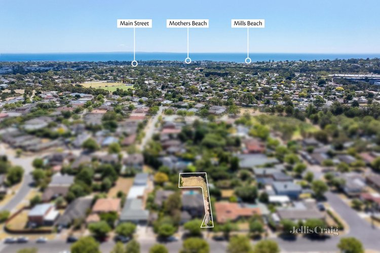 34A St Mitchell Circuit Mornington 3931