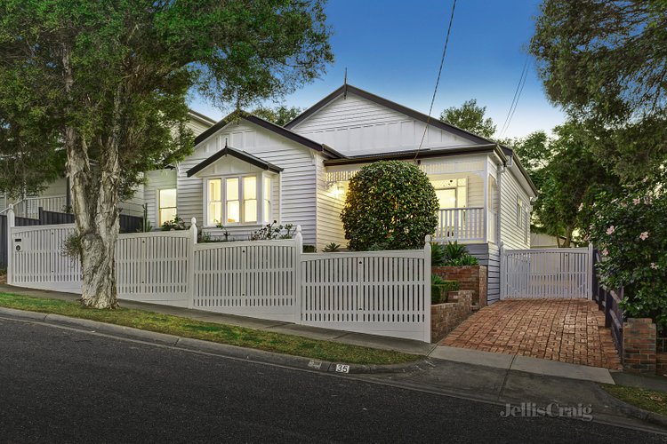 35 Brown Avenue Ascot Vale 3032