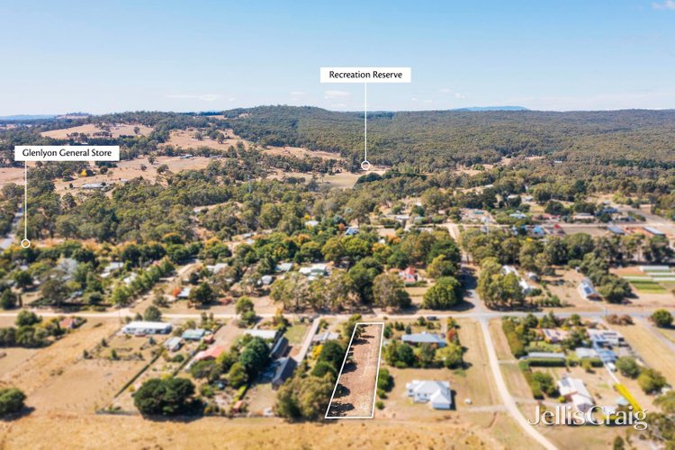 35 Eldon Street Glenlyon 3461