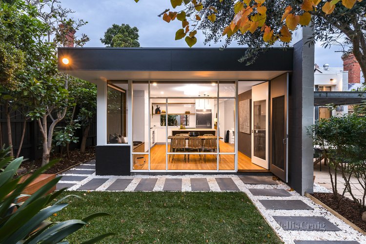 35 Gordon Grove Northcote 3070