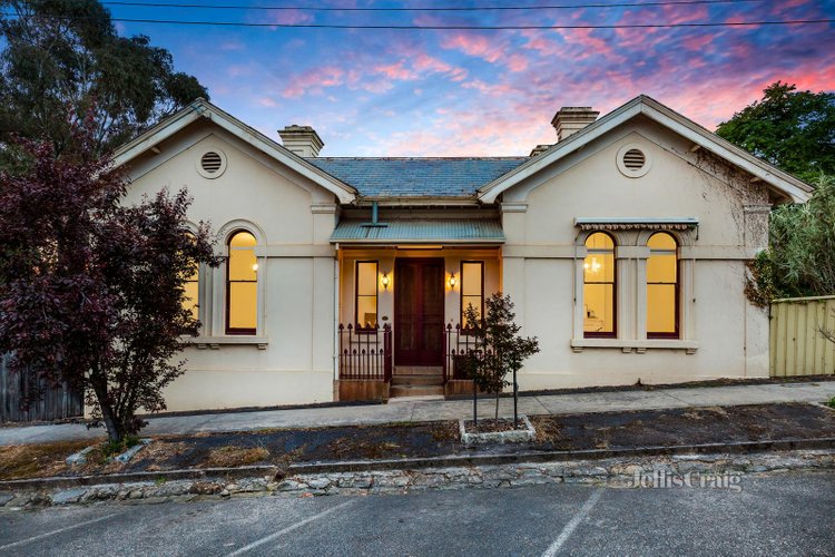 35 Hargraves Street Castlemaine 3450