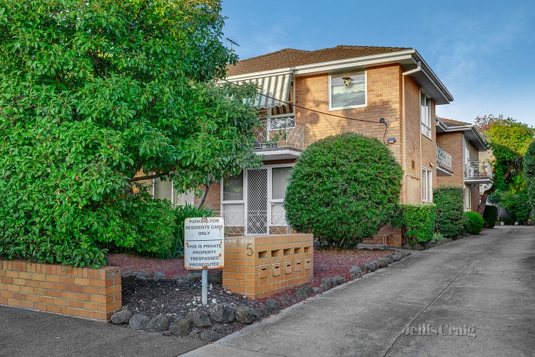 3/5 Holly Street Camberwell 3124