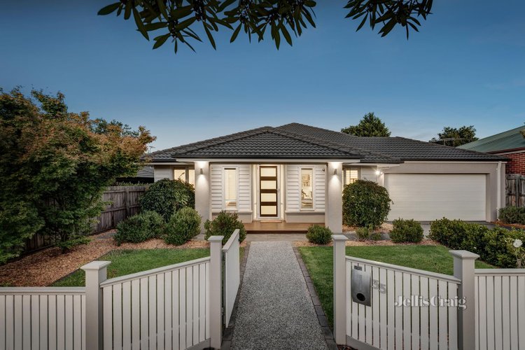 35 Hunter Drive Blackburn South 3130