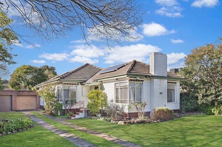 35 Lawrence Street Blackburn South 3130