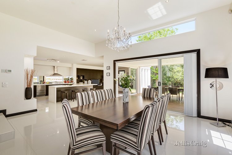 35 McConchie Avenue Kew East 3102