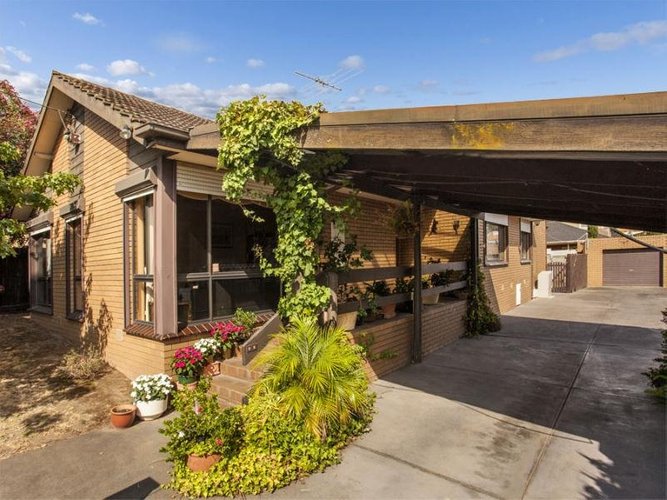 35 Melissa Street Strathmore 3041