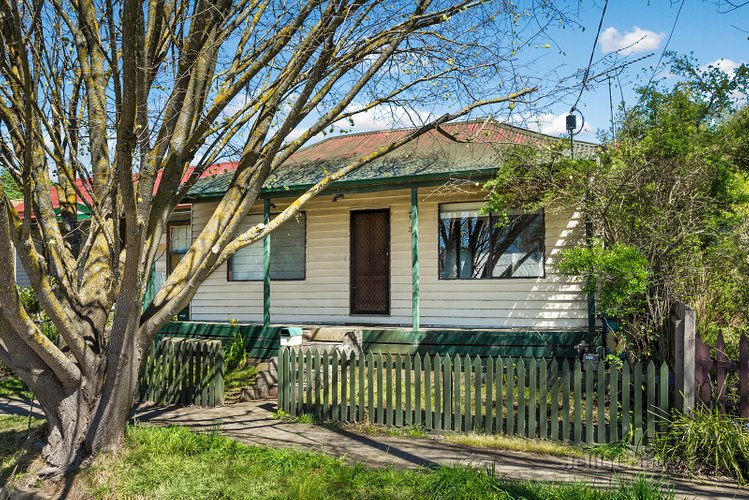 35 Mitchell Street Kyneton 3444