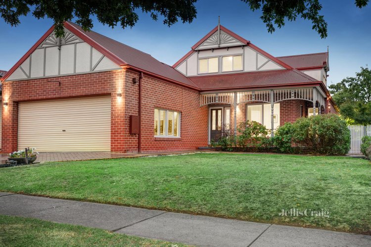 35 Monash Grove Blackburn South 3130