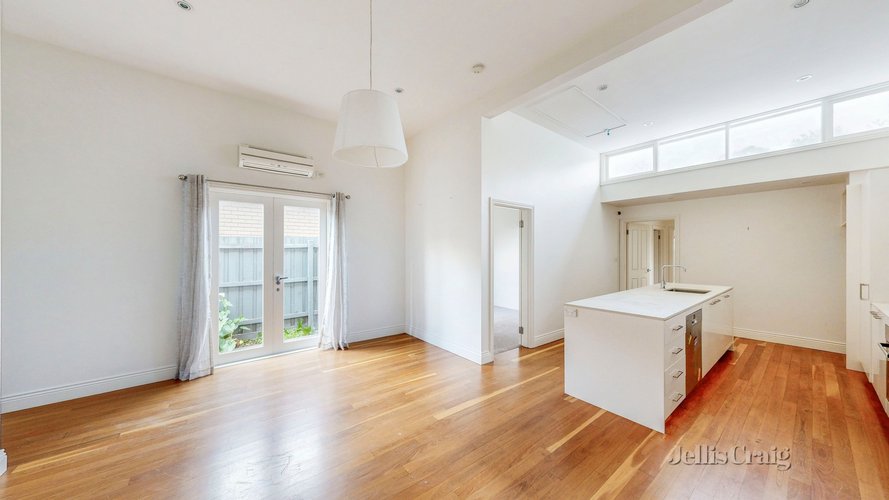 35 Parkville St  Burnley 3121
