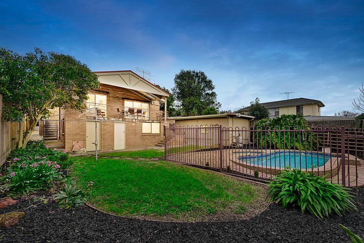 35 Silver Ash Avenue Ashwood 3147