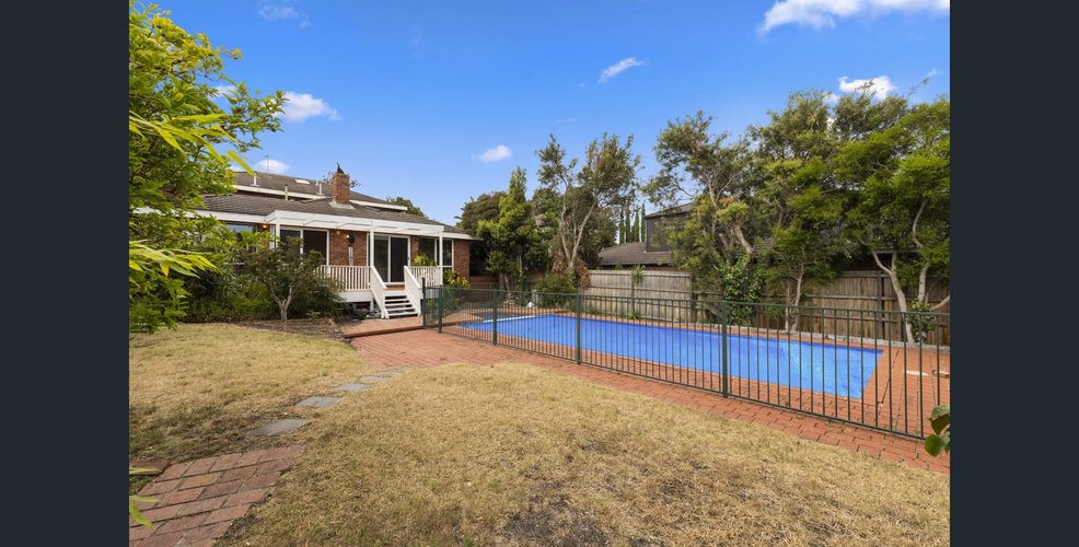 35 Spring Road  Caulfield South 3162