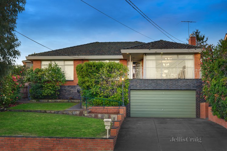 35 Stocks Road Mount Waverley 3149