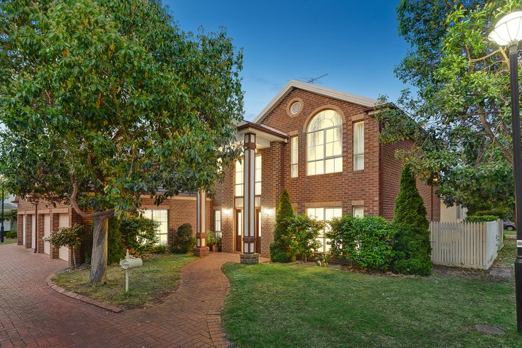 35 Sunrise Crescent Templestowe Lower 3107