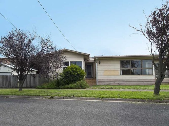 35 Sycamore Street Hamlyn Heights 3215