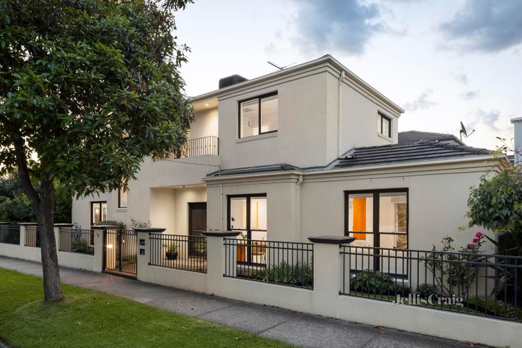 35 Thames Street Northcote 3070