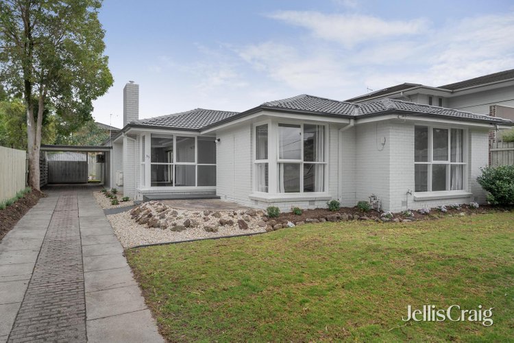 35 Willow Avenue Glen Waverley 3150
