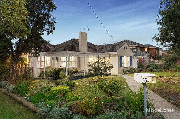 35 Winmalee Road Balwyn 3103