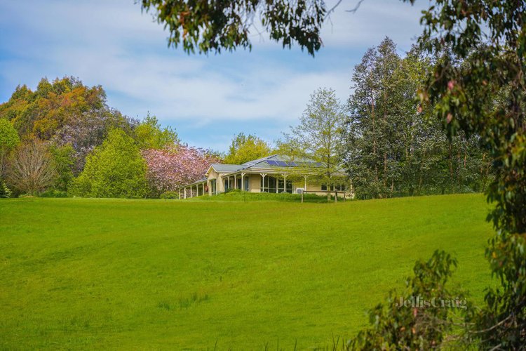 350 Lagoon Road Trentham 3458